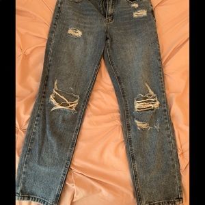 Blue ripped straight jeans